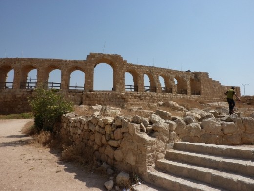 Jerash: Roman City near Amman 