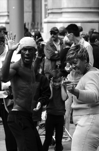 In the streets you can also find someone that in some way has found its dream... these are the few who can make you stop and admire their passion...