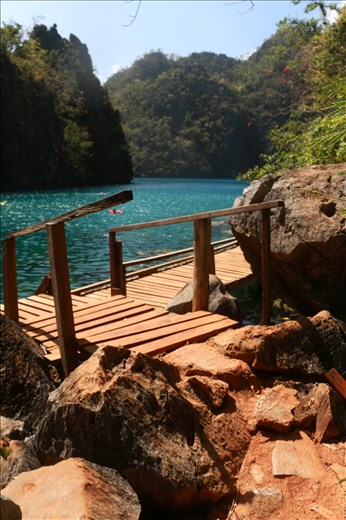 Pathway: Trekking on approx. 300 steps we have reached Kayangan lake. After a steep mountain stairway this is what excites you a beautiful scene of this lake and pathway that was perfectly built for this beautiful place.