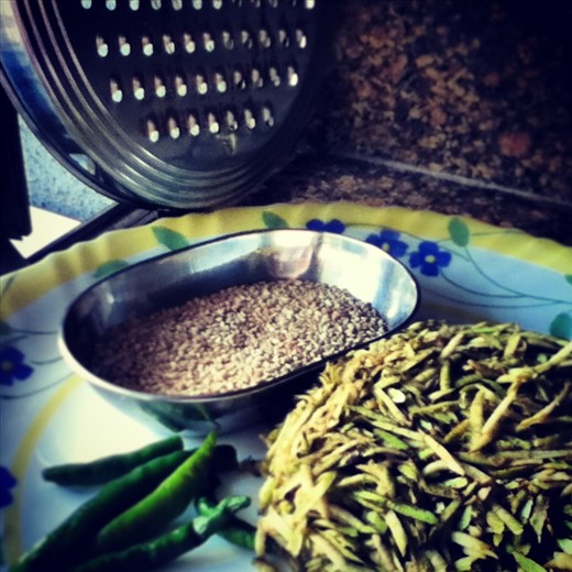 Key Ingredients: Chilies, Sesame Seeds, Grated Bottle Gourd Skin 