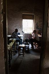 Felix gave Kelly a lesson on what to do, and told us some great stories as well!: by deirdre, Views[228]