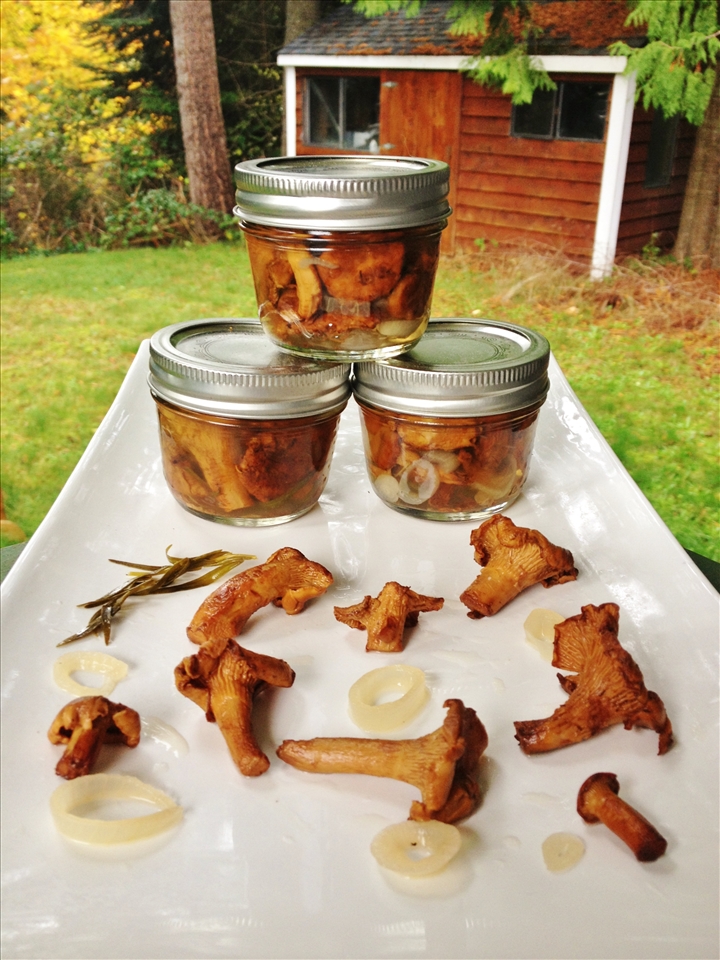 Tarragon Pickled Mushrooms