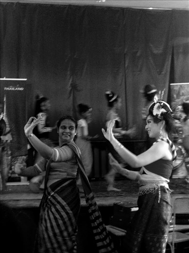 Dipaduttamaram Temple, Cultural exchange between Thai dancers and Sri Lankan students and teachers of Prince College. The event might be short but the bonds and memories will lasts.
