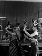 Dipaduttamaram Temple, Cultural exchange between Thai dancers and Sri Lankan students and teachers of Prince College. The event might be short but the bonds and memories will lasts.
: by dhtot, Views[713]