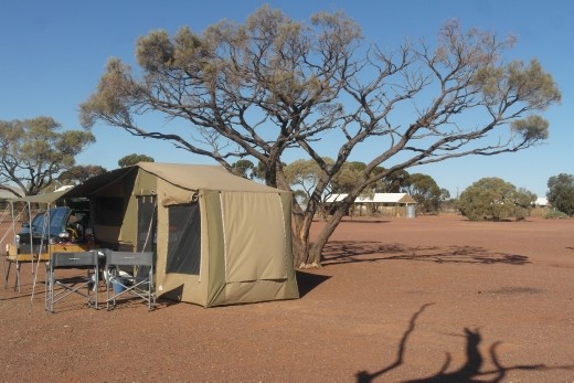 Glendambo Caravan Park. Pick a site any site.!!
