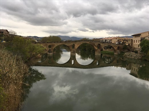 Puente La Reina bridge.
