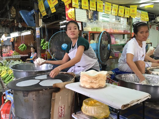 Pancakes at the market