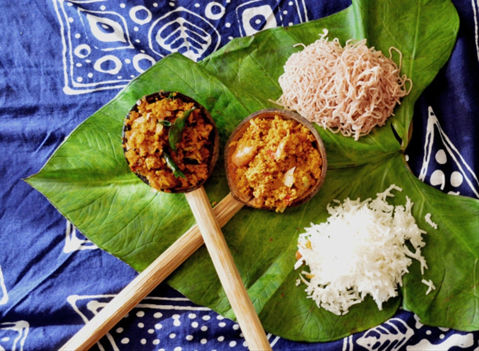 The perfect pol sambol - two ways.