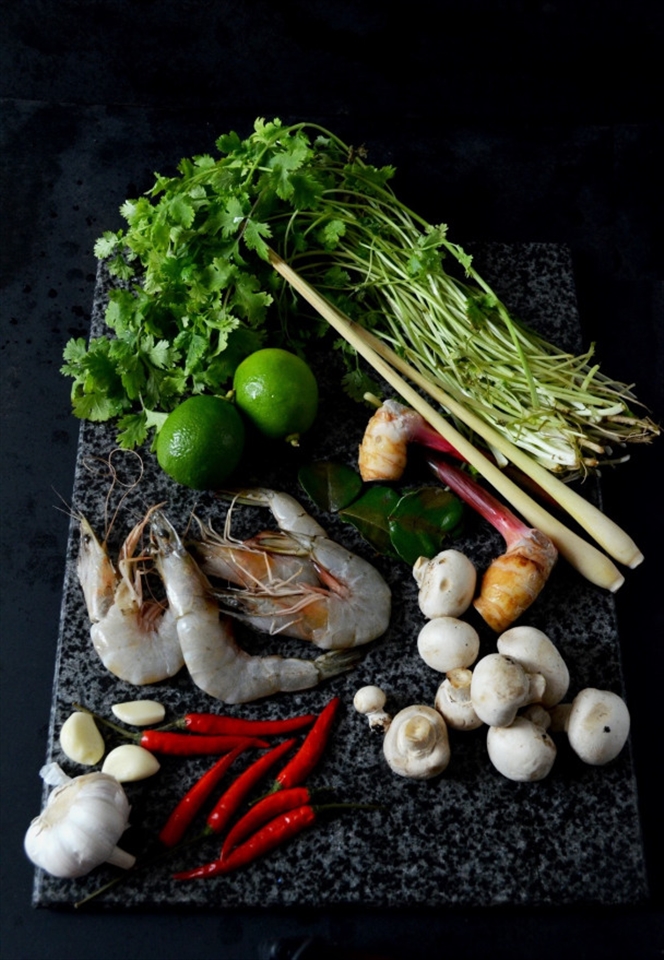 Fresh ingredients for Tom Yum Goong