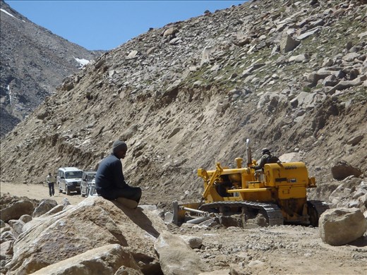 On this road, one must not only be brave, but patient as well. Landslides may block the road for some time and it might take a while for the rubble to be cleared up.