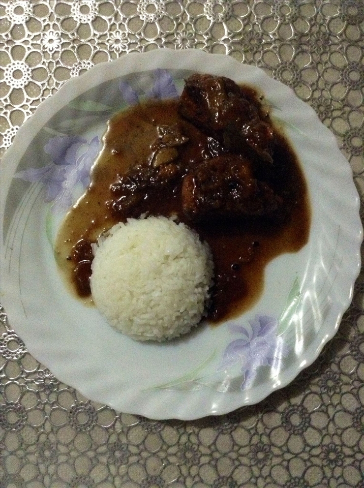 The dish that regained my love for cooking: Estofado con biscocho e Sprite