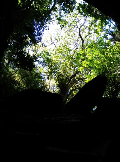 Abbey-Caves, Ausgang