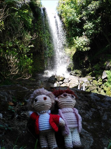 Die Omas am Vivian Wasserfall! 