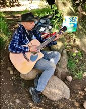 Viser playing guitar near Aleson: by donna_jeff, Views[152]