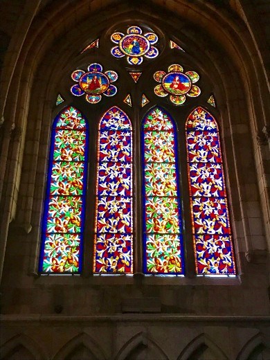 stained glass 1 Leon