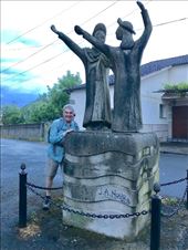 statue leaving Palas de Rei JGH: by donna_jeff, Views[136]