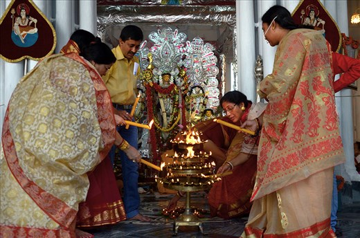 “SANDHI PUJA” THE RITUALS OF LIGHTING IS A PART OF WORSHIPING THE GODDESS DURGA.