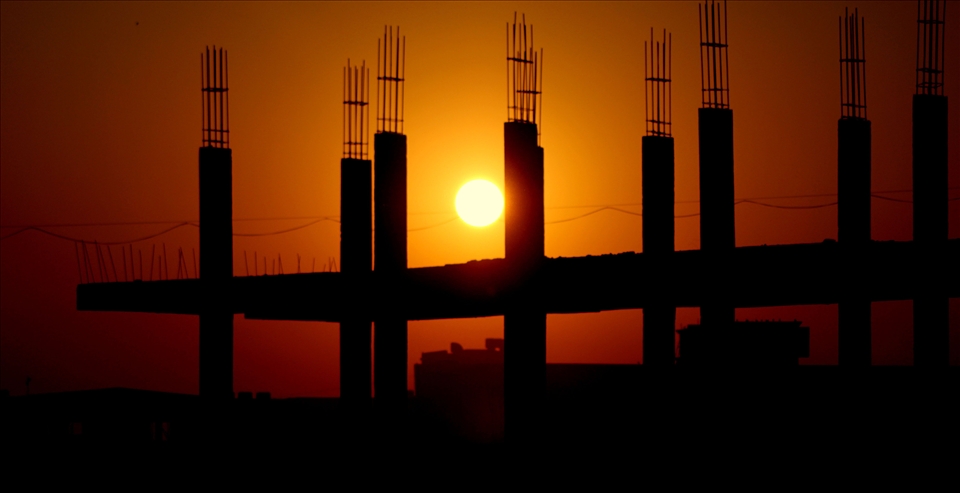 If I can put one touch of rosy sunset into the life of any man or woman, I shall