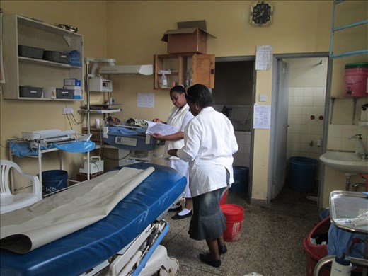 Nurse and doctor in the delivery suite 