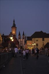 The Old Main Bridge is the oldest bridge over the river Main in Würzburg and over 180 meters in length. We can see this bridge have a set of baroque statues. In another side of the bridge is the way to the fortress and in another way to the city of 