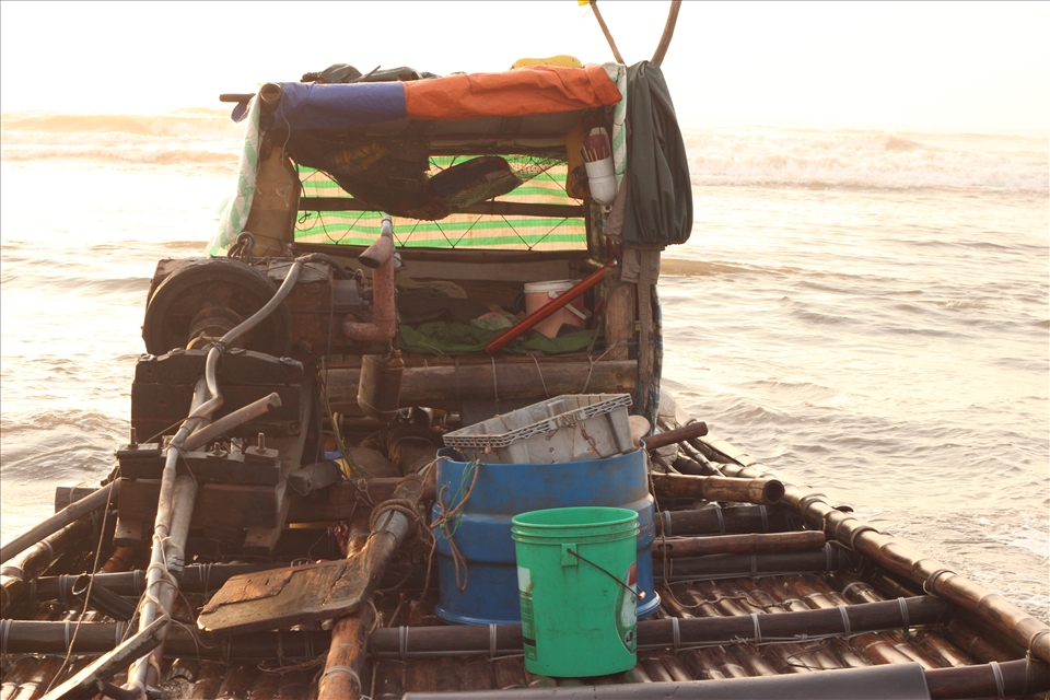 This tiny simple boat is the only way to earn a living for poor fisher families.