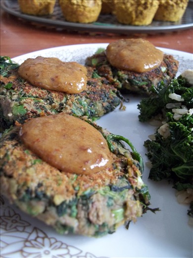 A close-up of my delicious spinach lentil patties.