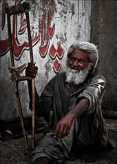 Bare feet, smiling face: by ebtesam, Views[514]