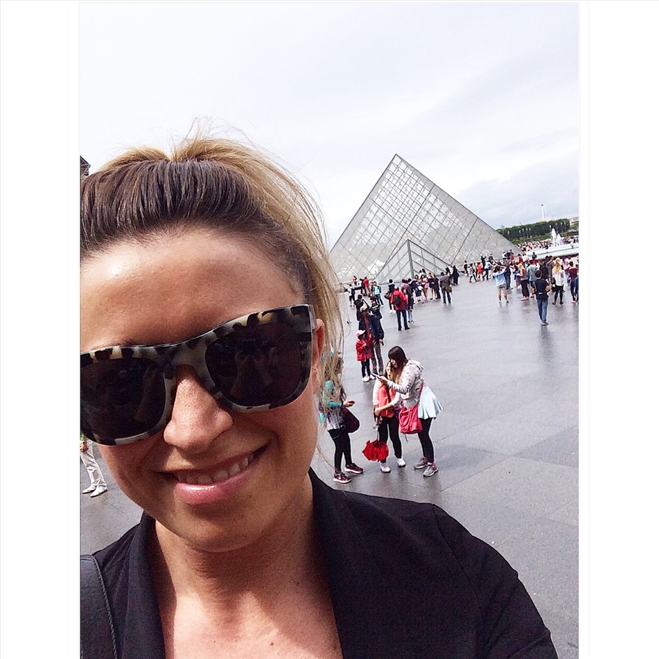 Visiting the Louvre pyramid