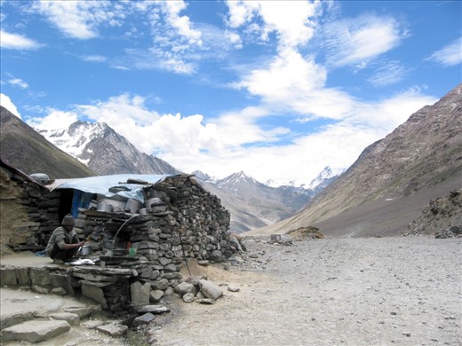 A rustic roadside restaurant (Dhaba) built from rocks provide much welcomed hot food and drinks for travelers.