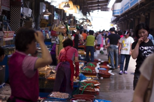 Noryanjin Fish Market: So Difficult To Make a Choice