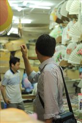 Insa-dong: Touching The Thinnest One : by elenaemelianova, Views[216]