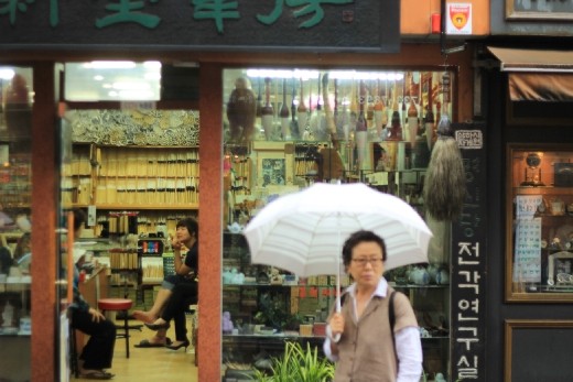 Insa-dong: Korean Marry Poppins 