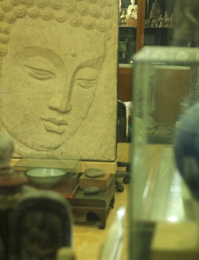 Janganpyeong Antiques Market: Solidified Buddha
