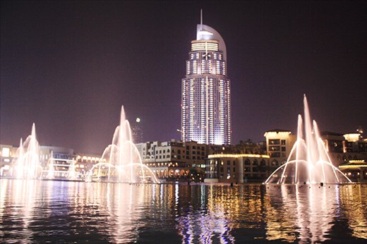 Dancing Fountains Emirates Mall, U.A.E. - best orcestra music waters dance