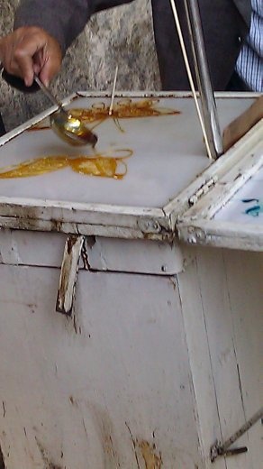 Making butterflies from melted sugar