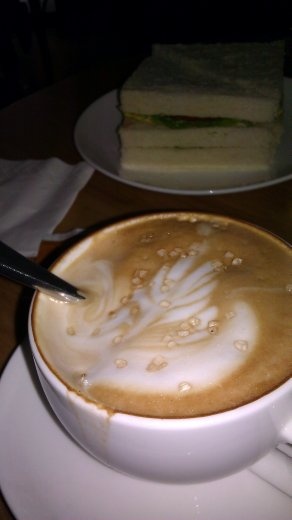 29 September, Lunch - Cafe Latte at the Cup and Cino