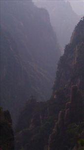 Huang Shan Mountain - you have to be there to believe it.: by emacinat, Views[249]