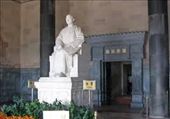 The statue of Sun Yatsen (Sun Zhongshan) at the Sun Yatsen Mausoleum: by emacinat, Views[550]