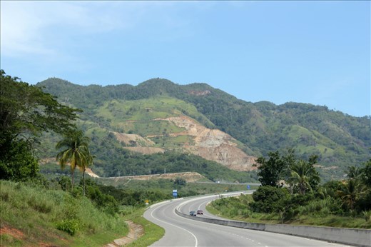 On the road to Occho Rios