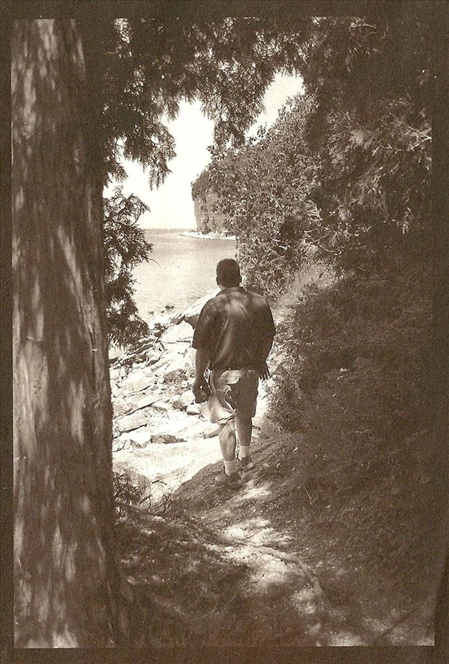 Kallitype of a man overlooking the bluff in Fayette.

*Note: This image was a digital file that I converted into a digital negative to complete in the alternative processes: Kallitype printing.