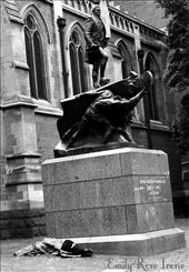 Captain Matthew Flinders vs. homeless person outside Saint Paul's Cathedral.: by emilyroseirene, Views[306]