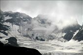 Zoomed in, the magnificent glacier can be seen in all its glory.: by emmajane, Views[845]