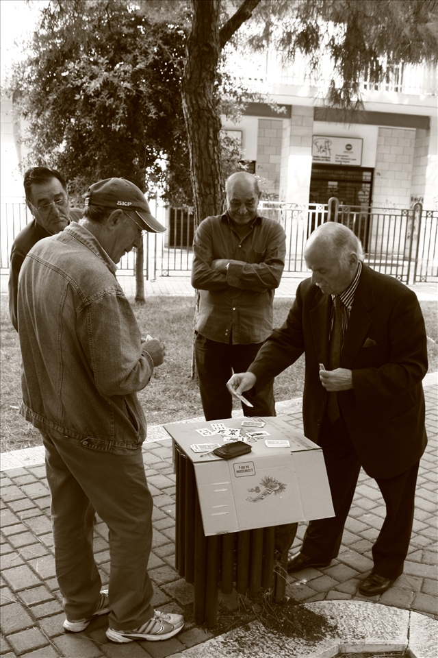 Mr. Ranieri, as every morning, wear his best suit to work in a casino.