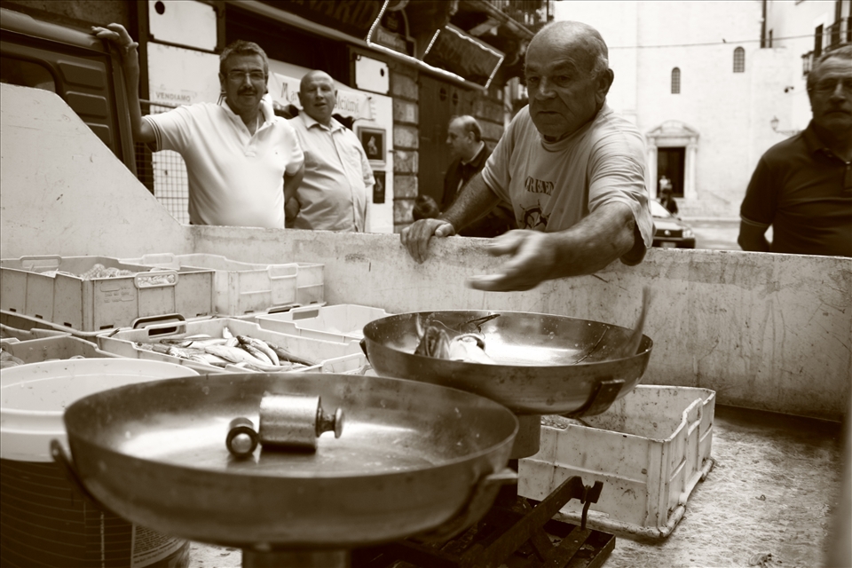 A rough business negotiation on an Ape car.