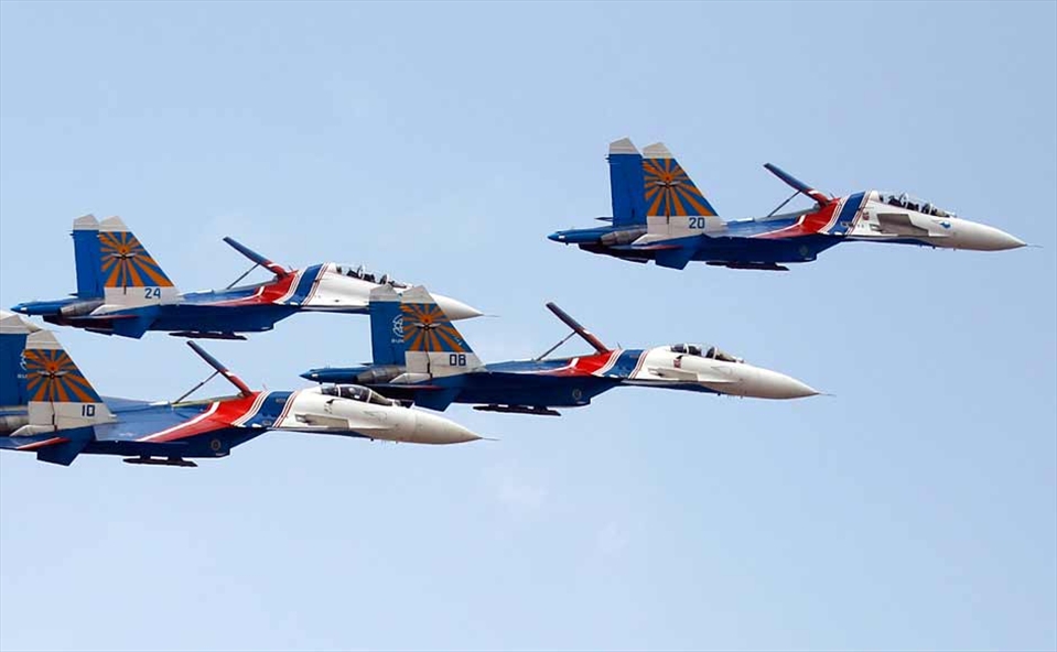 Russian Aerobatic Team  Performing in India for the first time.
