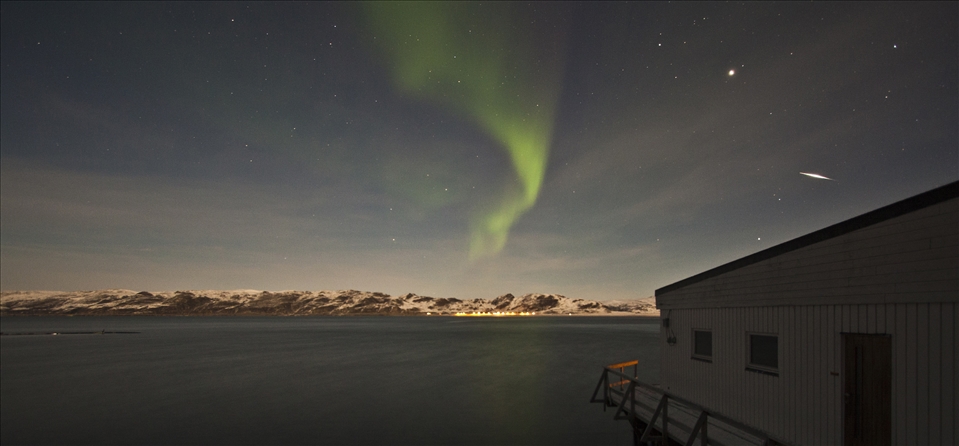 I was so lucky to be able to shot northen lights and falling star. 