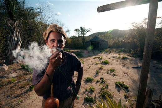 Shaman Pankará João Miguel. The Serra do Arapuá is a mountain traditionally occupied by people Pankará. They had their recognition as indigenous people by the Brazilian government in 1940, but even today they are not the owners of their traditional lands. While the regularization process has dragged on for decades, they are obligated to a not always peaceful coexistence with farmers invaders.