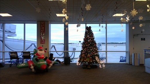 Christmas in the Airport!