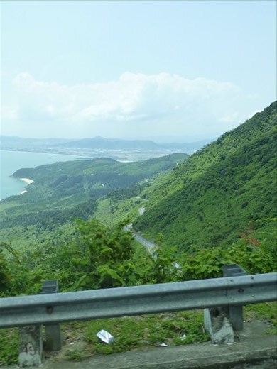 From Danang to Hue - the road on Top Gear Vietnam