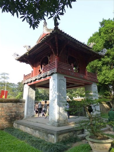 One of the entrances to the Temple of Literature 